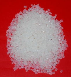 透明热熔胶粒与珍珠棉粒 工业材料的高清视觉呈现与专业应用解析